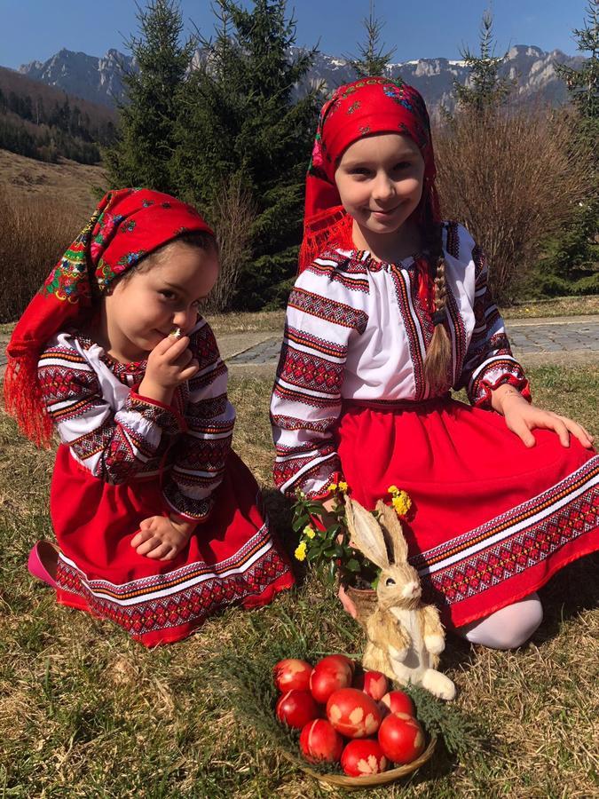 Pensiunea Aurora Izvorul Muntelui Биказ Екстериор снимка