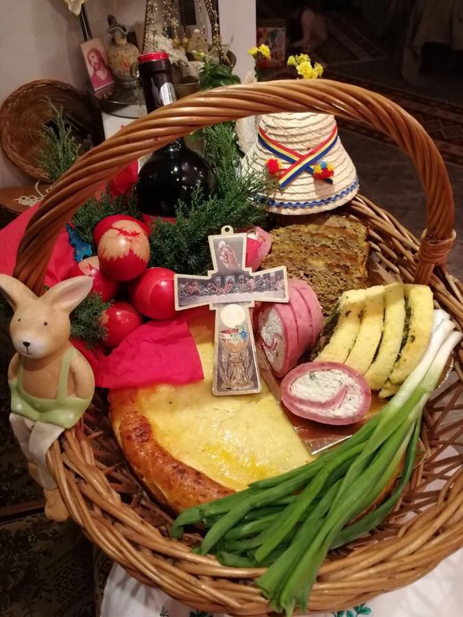 Pensiunea Aurora Izvorul Muntelui Биказ Екстериор снимка
